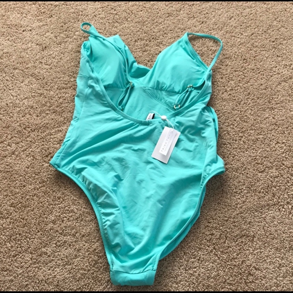 NWT! Trina Turk Size 10 aqua ruffled swimsuit 🏝 - Picture 4 of 6